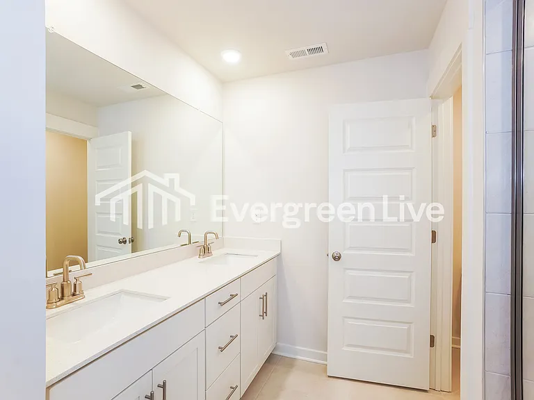 850 Bur Oak Ct — Photo 9