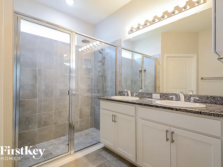 6518 Devesta Loop — Photo 8