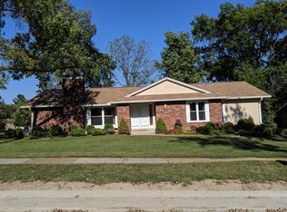 23 Sweetwood Ct, Ballwin, MO