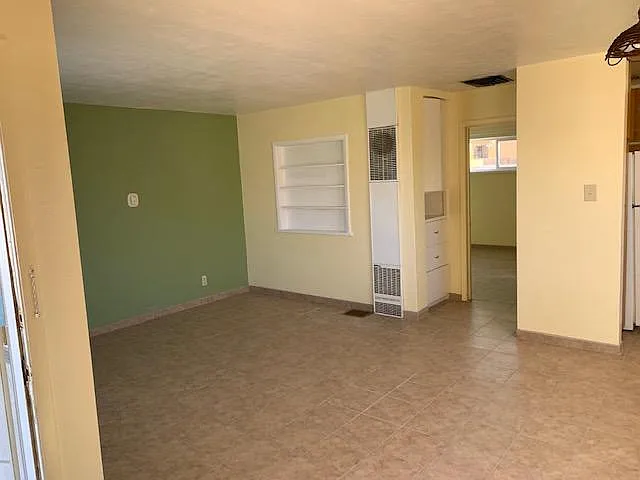 208 San Pablo St NE #B — Photo 2