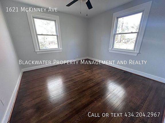 4th image of 1621 McKinney Ave