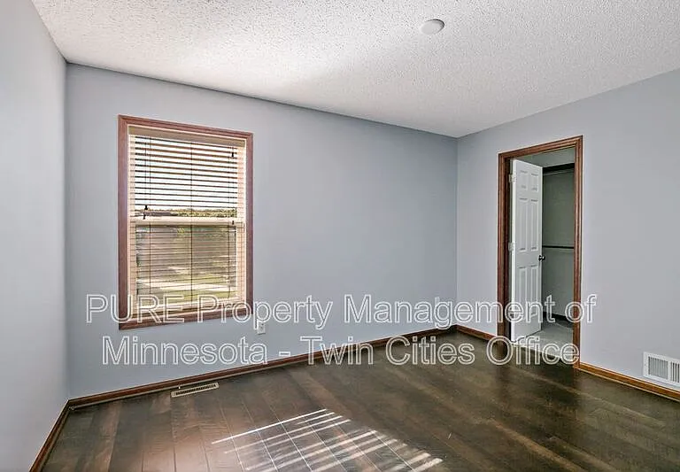 1491 Pembroke Pass — Photo 17