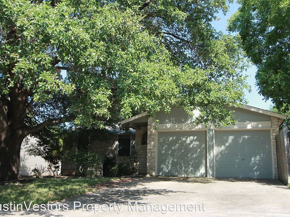 2nd image of 12810 Esplanade St