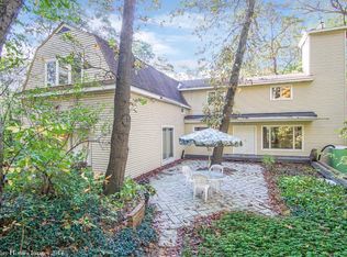 333 Woody Dunes Ct, Porter, IN 46304