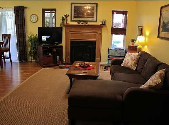 5th image of 8591 Allatoona Ct
