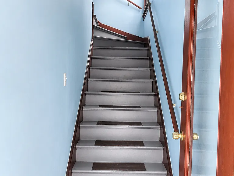 50 Southern Blvd #2 — Photo 3