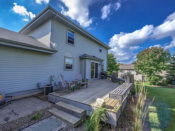 5th image of 2611 Brighton Dr