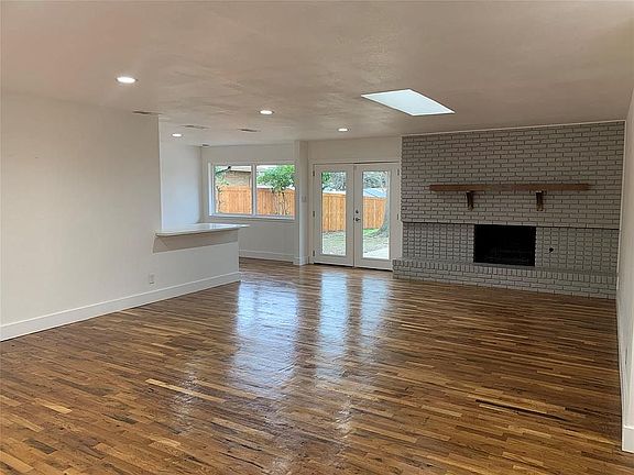 2nd image of 12508 Cedar Bend Dr