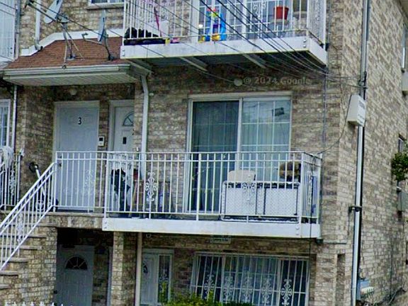 4th image of 2055 Hermany Ave Floor 3