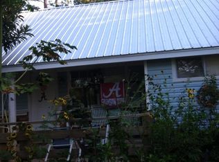 239 Teelinville Dr, Defuniak Springs, FL 32435