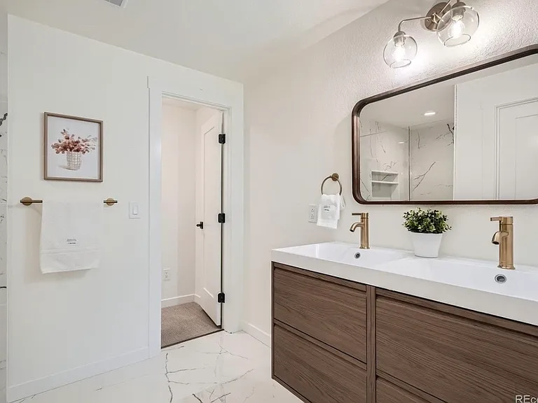 9661 W 74th Pl — Photo 5