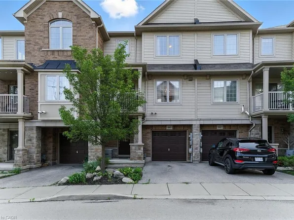 541 Winston Rd #60, Grimsby, ON L3M 0C5