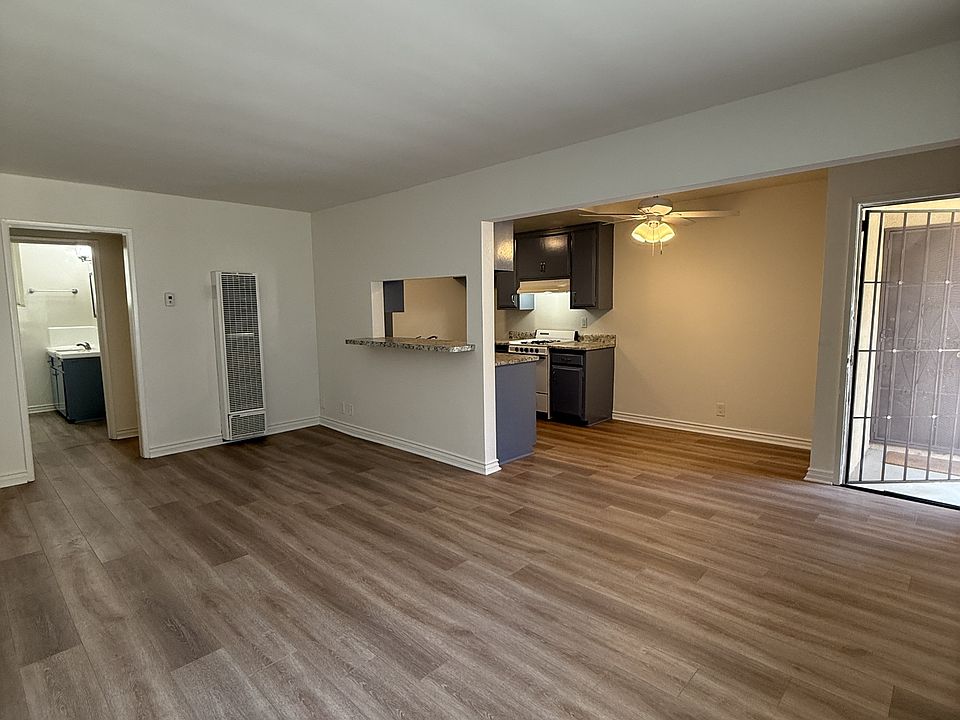 1st image of 2504 N Naomi St #B