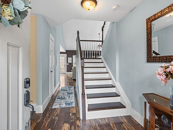 3rd image of 141 Scenic Harpeth Dr