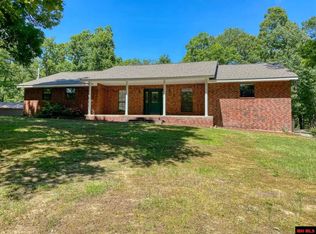 7566 Hand Cove Rd, Elizabeth, AR 72531