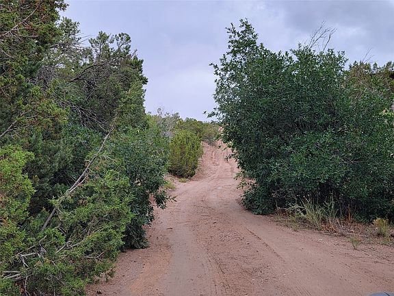 3rd image of 75C Camino Chupadero