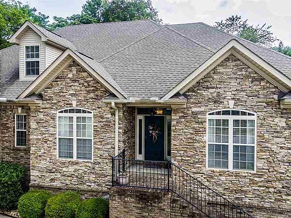 3rd image of 106 Gatsby Dr
