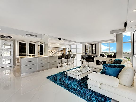 2nd image of 2200 S Ocean Blvd #1102