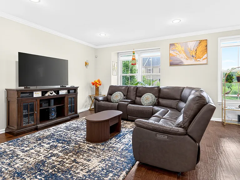 408 Fairmont Dr — Photo 17