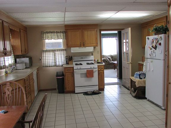 3rd image of 26891 Gary Ave