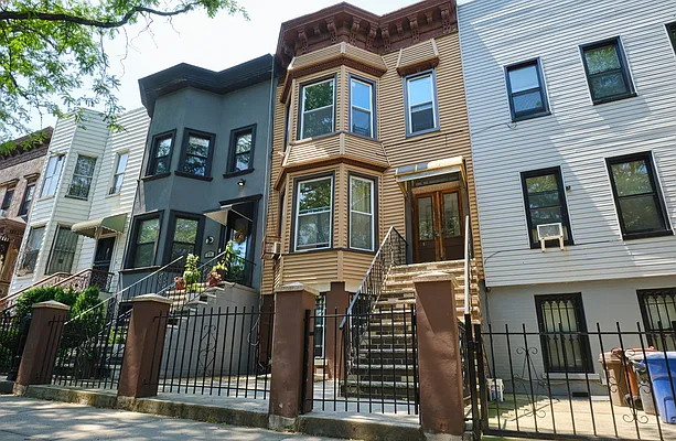 Sold by Keller Williams Realty Landmark II | media 25