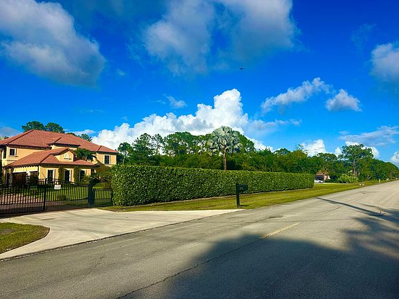 4th image of 15349 Temple Boulevard