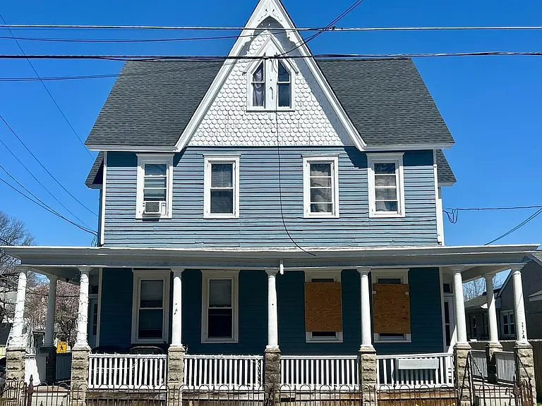 270 Grant St — Photo 21