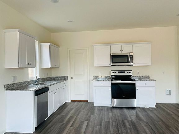 5th image of 10348 Rosegreen Ln