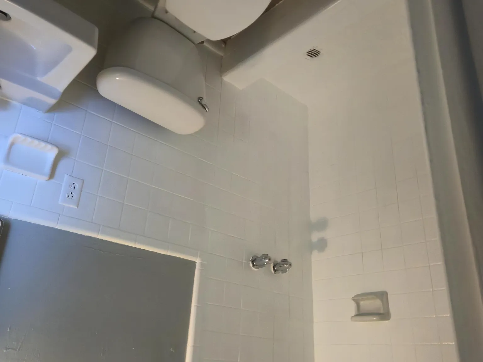 1 bed, 1.0 bath, 650 sqft, $1,300 — Photo 3