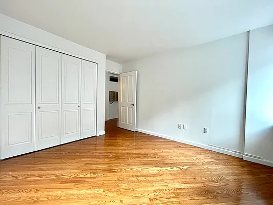 Rented by Addison Property Group | media 11