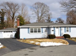 36 Fayette Pl, Taunton, MA 02780