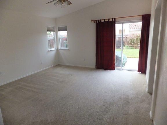 4th image of 1004 E Murray Dr