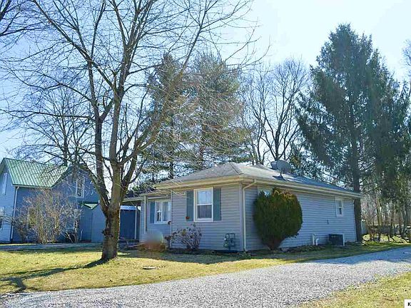 2nd image of 402 Maplewood Ave