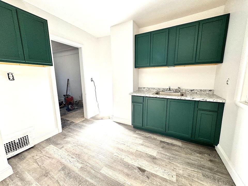 1st image of 16154 Mark Twain St #1