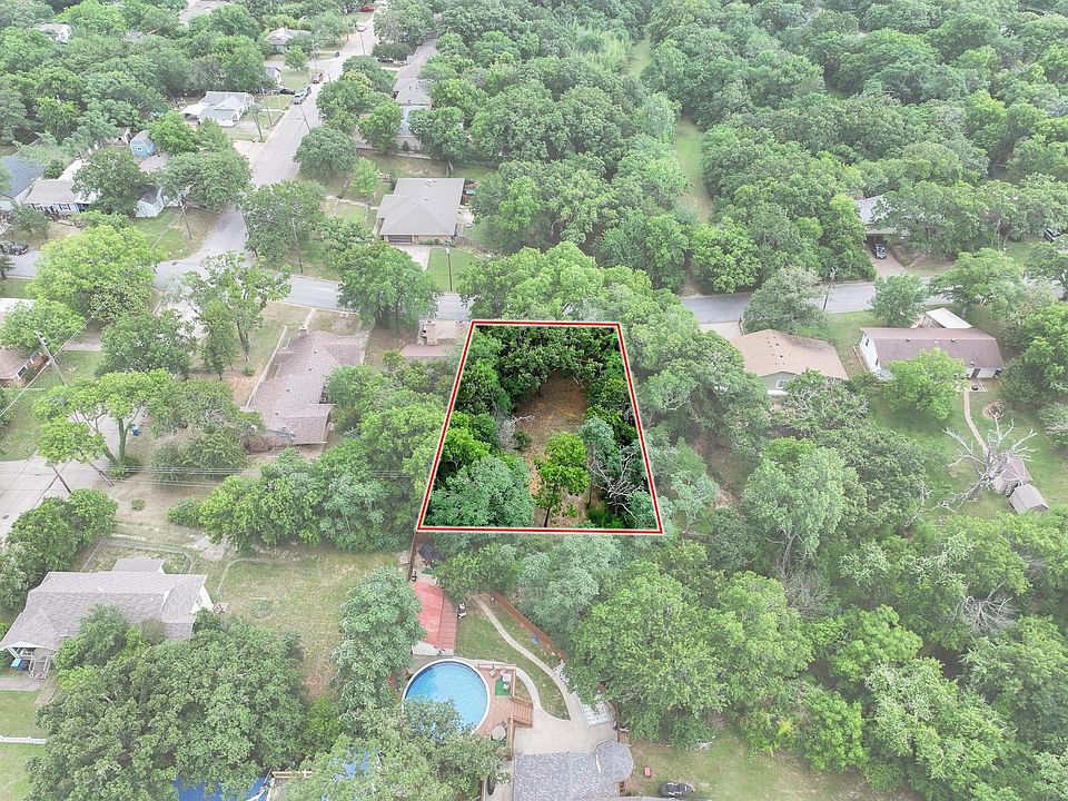 1st image of 1213 W Texas St