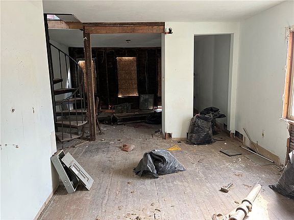 3rd image of 2794 Mount Troy Rd