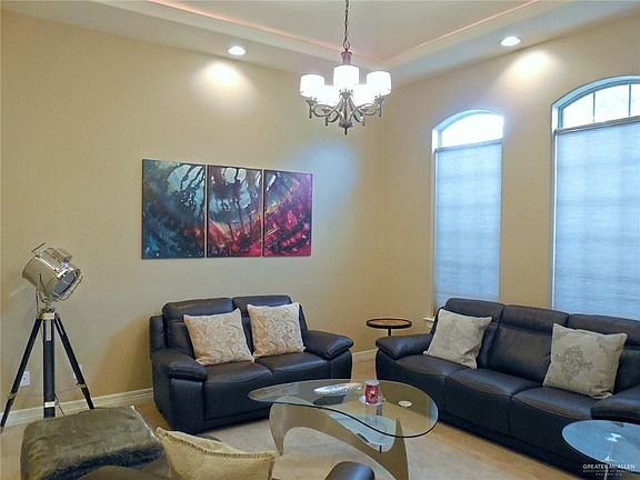 4th image of 2404 San Carlos Ct