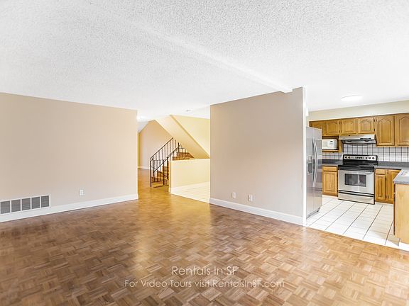 4th image of 3837 Crofton Way