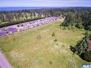 1203 S Golf Course Rd, Pt Angeles, WA 98362