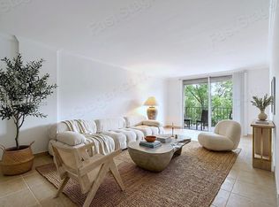 Three Horizons, North Miami, FL 33161