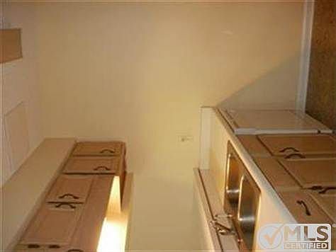 5th image of 2388 Parrot Ln #29