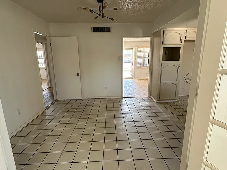 3444 Dundee St — Photo 34