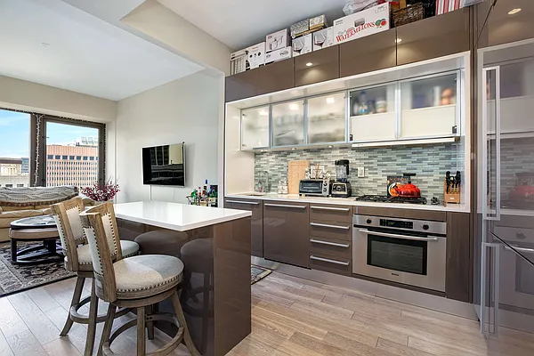 Rented by Realmart Realty LLC | media 13