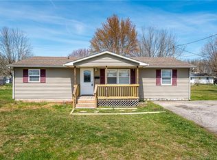 722 W Maple St, Austin, IN 47102