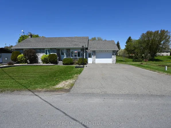 2010 Du Parc St, Alfred And Plantagenet, ON K0B 1J0