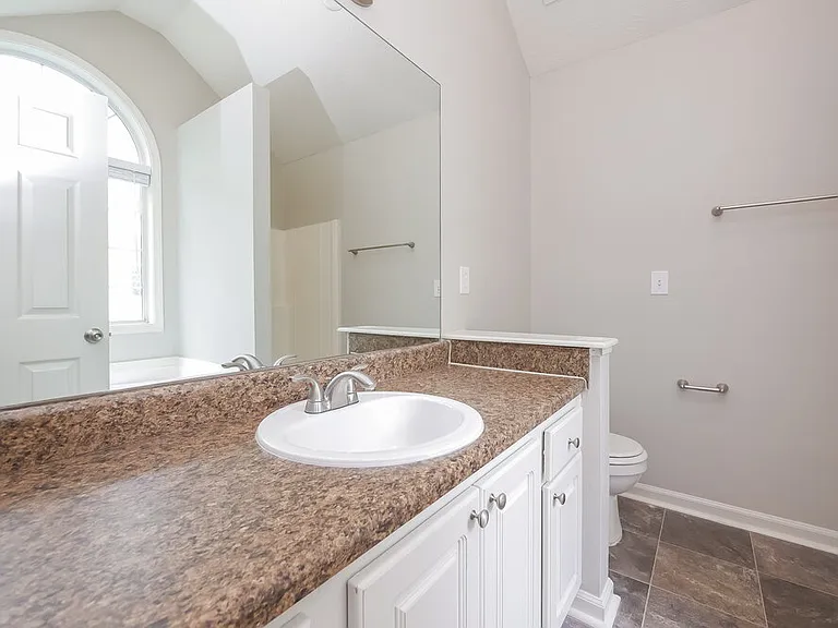 204 Coldsprings Ct — Photo 12