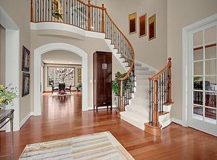 2063 211th Pl SE, Sammamish, WA 98075