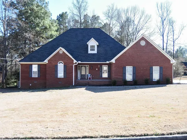 368 Hazel Creek Trl, Anniston, AL 36207