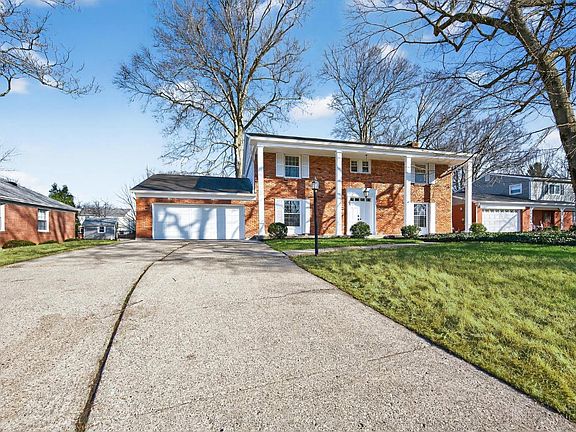3rd image of 9458 Leebrook Dr