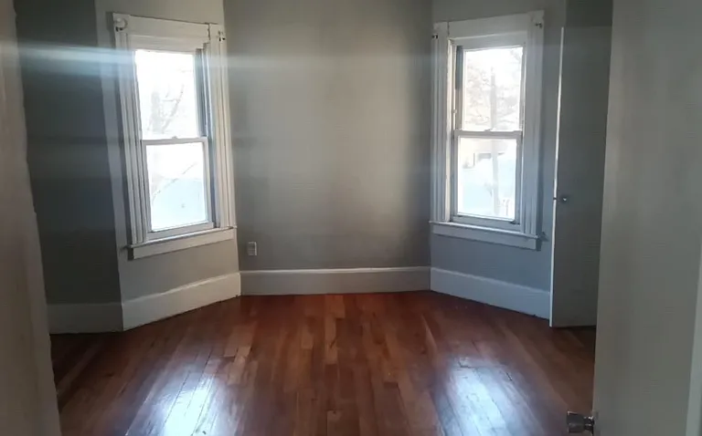 62 Pomona St #1 — Photo 1